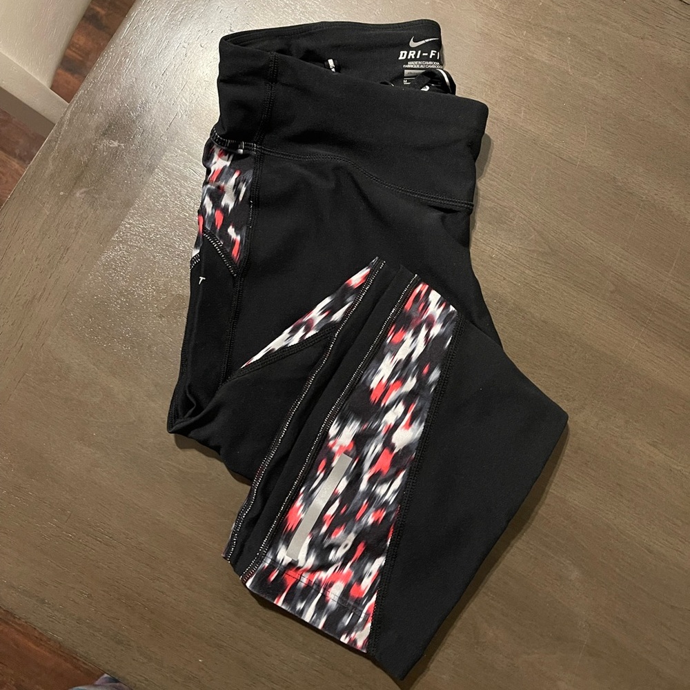 Nike leggings size M